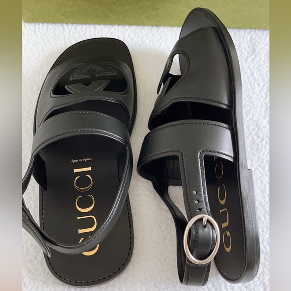 Authentic Gucci Men’s Interlocking G Leather Sandals - Picture 9 of 16